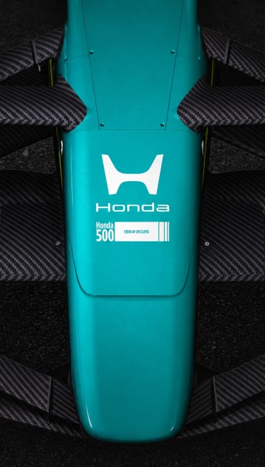 A Honda 500. Formula–1-es futamát ünnepli