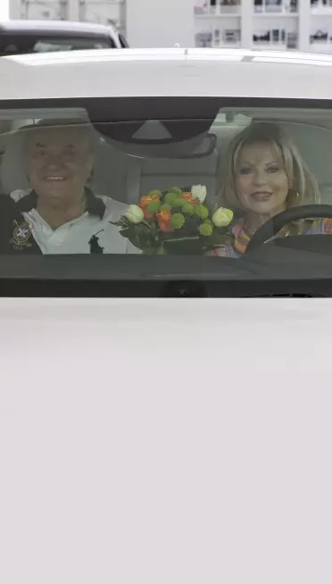 Átvette új autóját Balázs Klári és Korda György!
