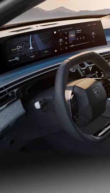 ÚJ PEUGEOT PANORÁMA I-COCKPIT