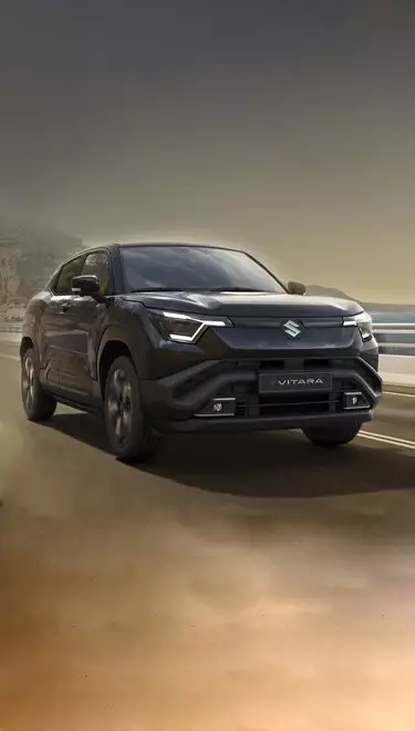 A Suzuki bemutatta első elektromos járművét, az e-VITARA-t