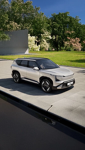 Masszív dizájn, prémium részletek: bemutatkozik a Kia EV5