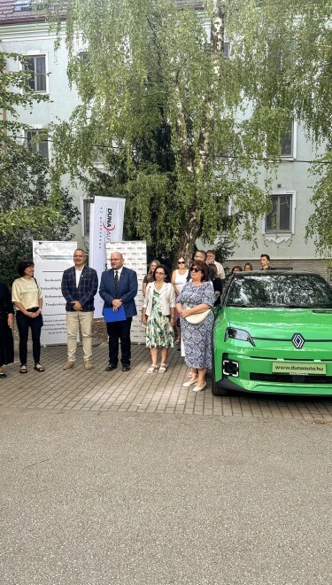 7 Renault, egy fontos küldetés