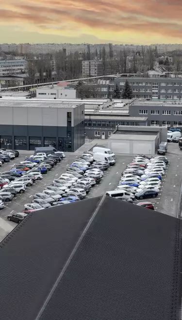 Elmaradt a magyar autópiac mélyrepülése