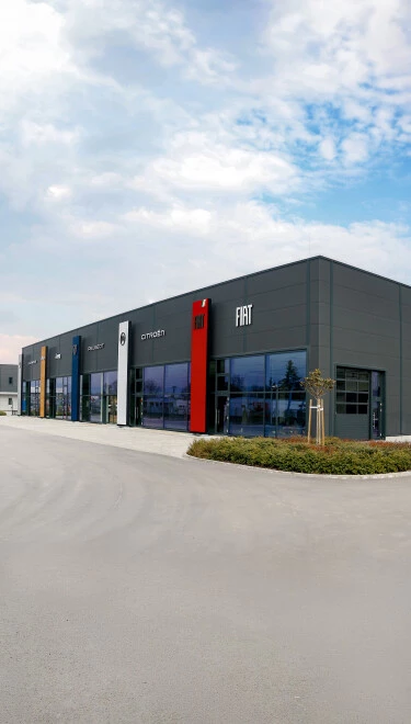 Megnyitotta kapuit a Duna Autó Cégcsoport budakalászi telephelye