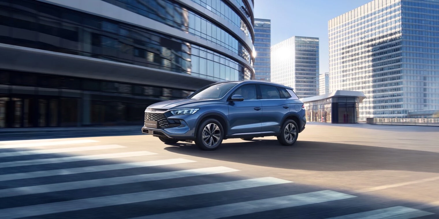 Új plug-in hibrid SUV? Megérkezett a SEALION 5 DM-i