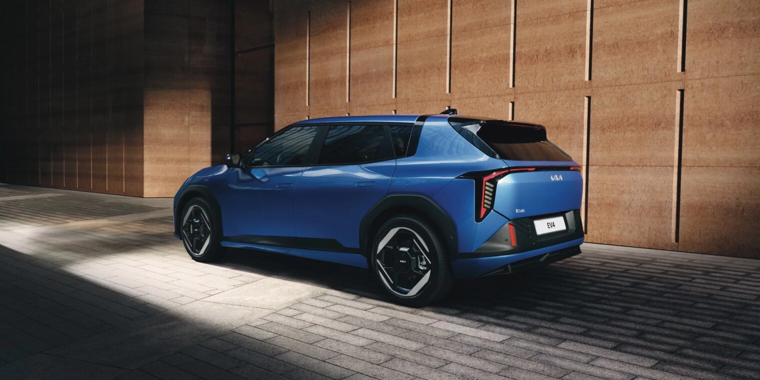 Megkezdődött a Kia EV4 európai sorozatgyártása Zsolnán