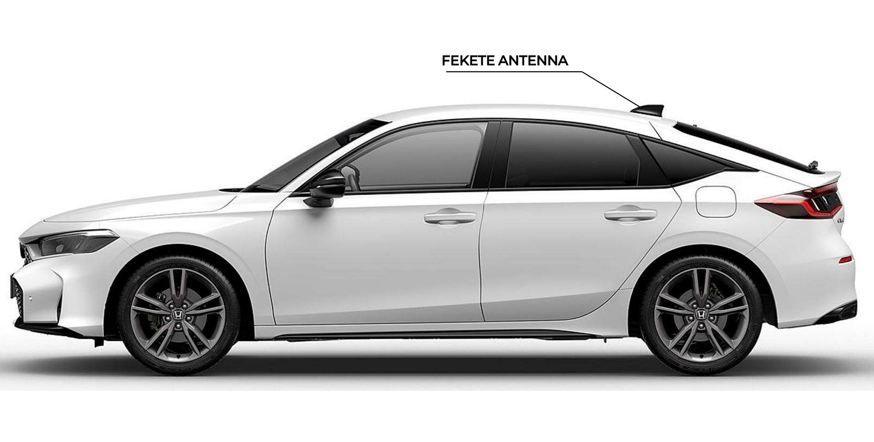 Honda Civic Sport fekete tetőantennával