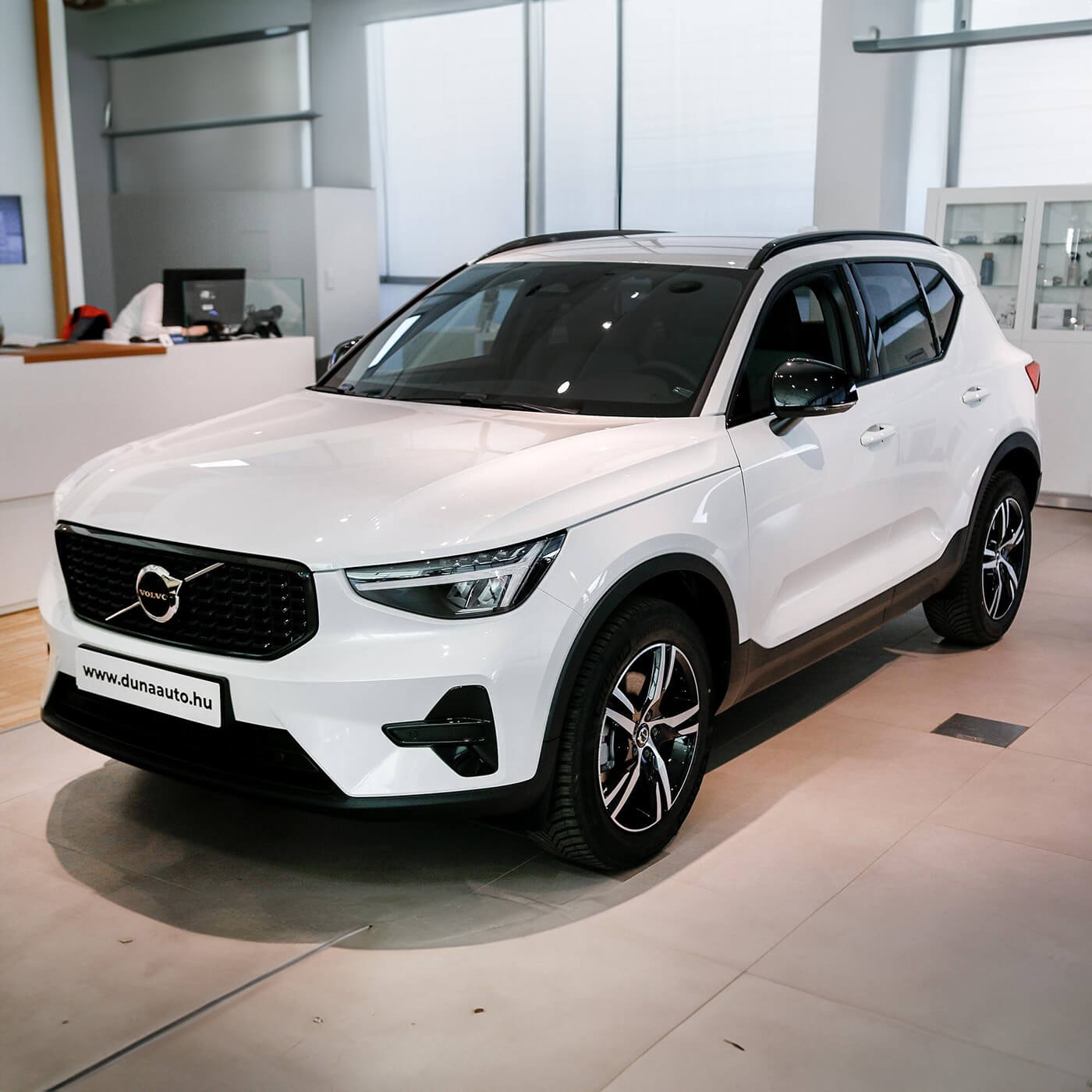 Volvo XC40 B3 Plus Dark