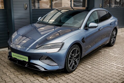 SEAL Excellence AWD 82,5kWh Bemutató Autó!