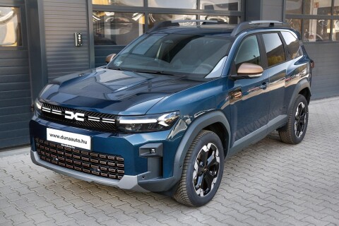 BIGSTER 1.2 TCe Extreme 4x4 4x4 hajtás. tesztautó-kevés km futással