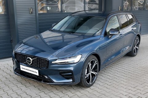 V60 2.0 [B4] MHEV Plus Dark DCT raktári autó ajánlat 4.494.000 Ft kedvezménnyel magánszemélyeknek is