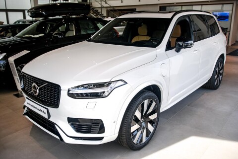 XC90 2.0 [T8] Ultra Dark Geartronic (7 személyes ) Szalonautó ajánlat