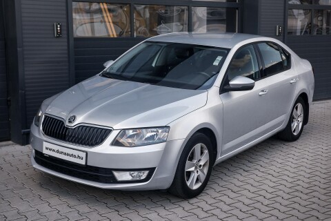 OCTAVIA 1.4 TSI Style Magyarországi!