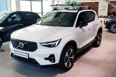 XC40 2.0 B3 MHEV Ultra Dark DCT Business ajánlat 2025. februári érkezés