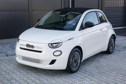 500 Cabrio 1.0 BSG Icon CABRIO! Készletről azonnal most Dolce Vita kedvezménnyel! Komfort csomaggal