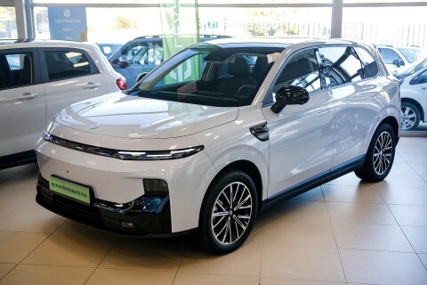 B10 67,1kWh Design Legmagasabb felszereltség!! Készletről