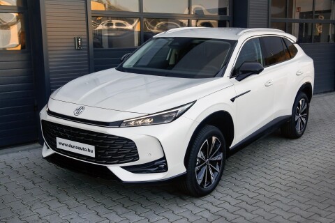 HS 1.5 T-GDI Luxury DCT Tesztautó kedvezménnyel