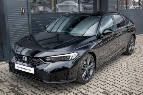 CIVIC 2.0 i-MMD Hybrid Sport eCVT KÉSZLETRŐL. 26-S MODELLÉV