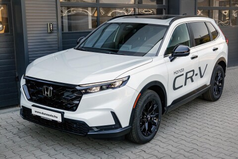CR-V 2.0 i-MMD Hybrid Advance AWD CVT 2026 MODELLÉV TESZTAUTÓ