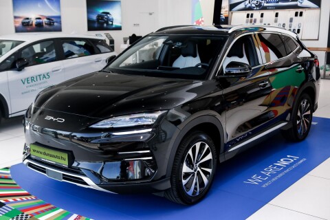 SEAL U 1.5 DM-i Comfort (Automata) KÉSZLETRŐL