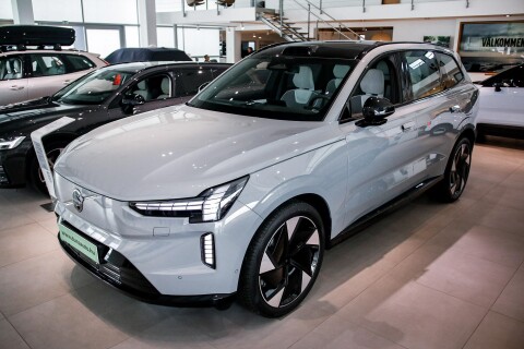 EX90 Twin Motor Ultra AWD szalonautó ajánlat