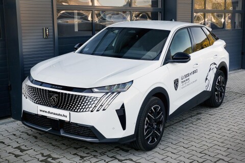 3008 1.2 Hybrid Allure e-DCT6 145 Le Demo autó