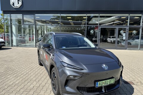 MGS5 EV﻿ S5 EV Luxury 62,1 kWh TESZTAUTÓ 7 év garanciával !