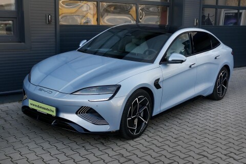SEAL Excellence AWD 82,5kWh Készletről