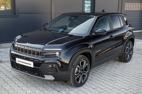 AVENGER 1.2 T3 MHEV Summit (Automata) Készletkisöprő áron .magas felszereltséggel.Automata váltóval Nyitható üvegtetőv
