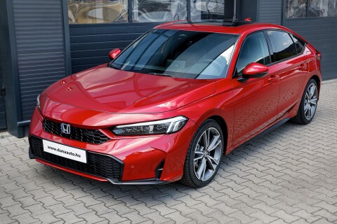 CIVIC 2.0 i-MMD Hybrid Advance eCVT 2026 modell készletről