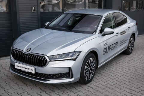 SUPERB 2.0 TDI SCR Selection DSG Tesztautó!