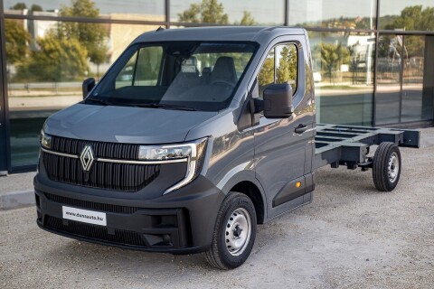 MASTER 2.0 dCi 150 L3 Új Master Alváz szimp.kabin elsőkerék extra L3H1 3.5t 150LE