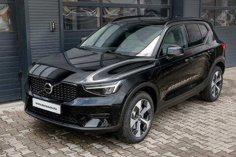 XC40 2.0 [B3] MHEV Ultra Dark DCT 2026.06. havi érkezés Business akció