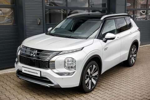 OUTLANDER 2.4 PHEV Instyle 4WD CVT