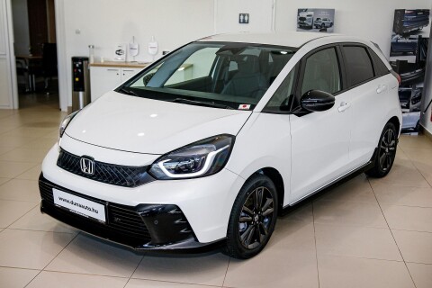 JAZZ 1.5 i-MMD Hybrid Advance Sport eCVT KÉSZLETRŐL!!!