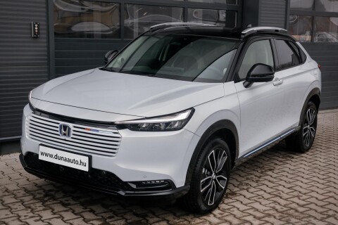HR-V 1.5 i-MMD Hybrid Advance Style eCVT KÉSZLETRŐL. 26-S MODELLÉV