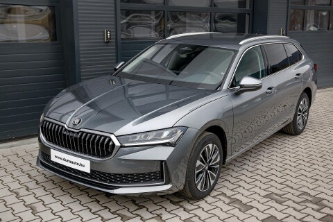 SUPERB Combi 2.0 TDI SCR Selection DSG Tesztautó!