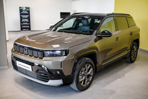 COMPASS 1.5 e-Hybrid First Edition DCT ÚJ Compass 145 LE Autómata váltó