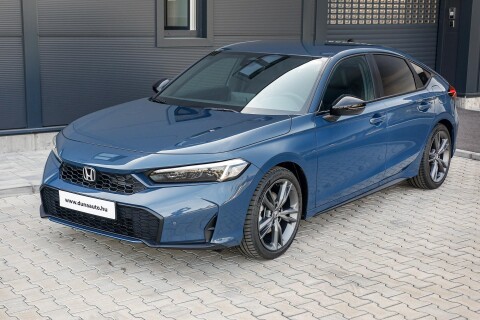 CIVIC 2.0 i-MMD Hybrid Sport eCVT 2027 MODELLÉV