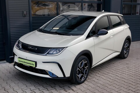 DOLPHIN Comfort 60,4kWh Tesztautó