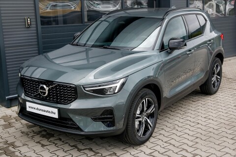 XC40 2.0 [B3] MHEV Plus Dark DCT Készletről! Akció magánszemélyeknek