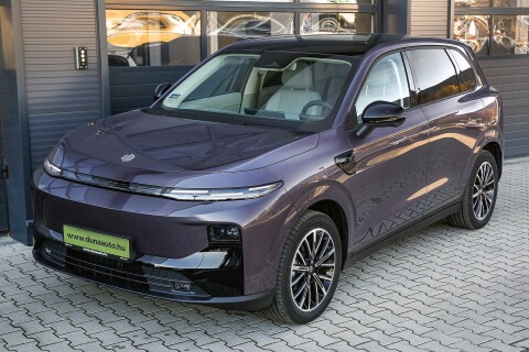 B10 67,1kWh Design Legmagasabb felszereltség!!Készletről azonnal ! Bemutató autó