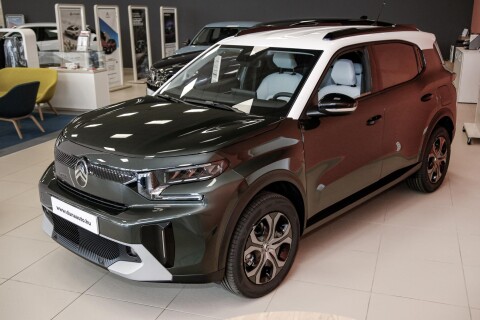 C3 AIRCROSS 1.2 Hibrid Plus (Automata) 145 Le Téli csomaggal 8év/200000km garanciával! fehér tetővel