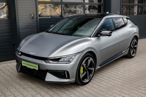 EV6 84kWh GT AWD 2022.07.04 forgalomba helyezés. 49.000 km futásteljesítmény