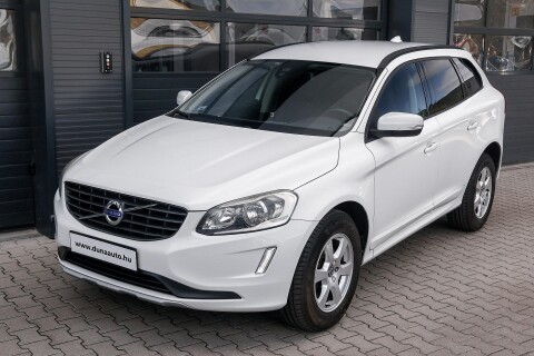 XC60 2.0 D [D3] Kinetic Geartronic FWD
